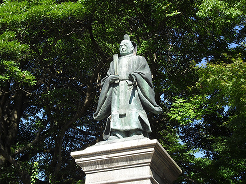 井伊直弼大老像